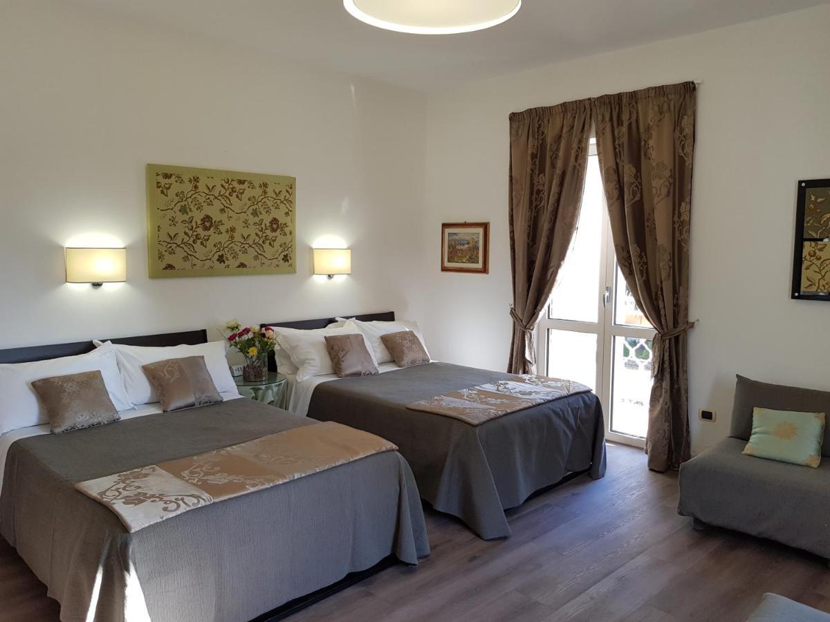 L'insolita Reggia *